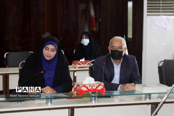 کارگاه آموزشی اصول ایمنی و بهداشت مواد غذایی در اداره کل آموزش و پرورش استان بوشهر