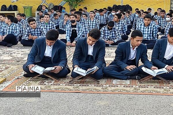 برنامه ضیافت افطاری با حضور رئیس کل دادگستری استان فارس