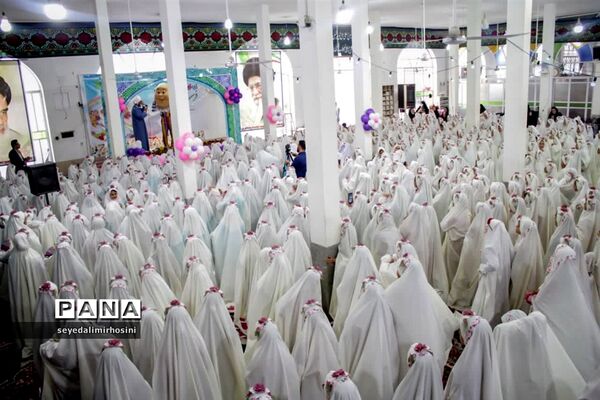 جشن تکلیف دانش‌آموزان دختر پایه سوم ابرکوه