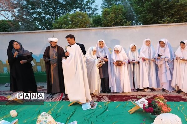 برگزاری محفل بزرگ دانش‌آموزی انس با قرآن  در خاتم