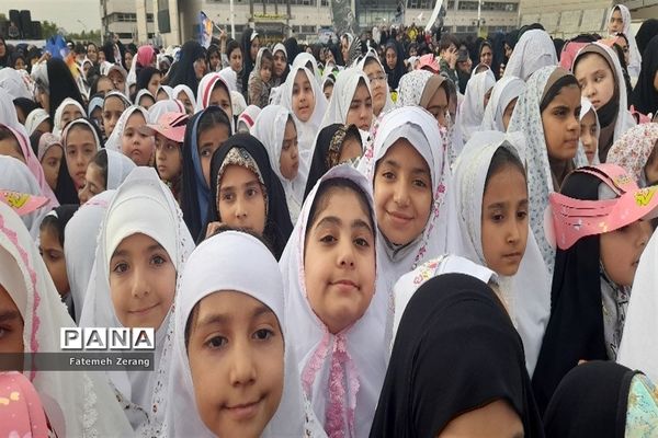 جشن بزرگ «روزه اولی ها» در عرصه میدان شهدا مشهد مقدس
