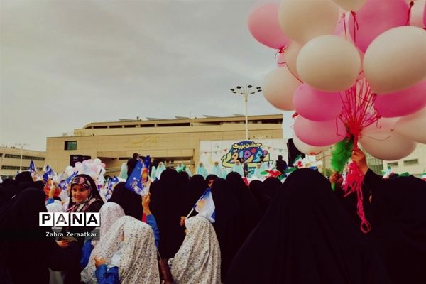 جشن بزرگ روزه اولی‌ها در میدان شهدا