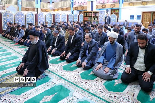 نشست رمضانی رئیس جمهوری با جمعی از نوجوانان