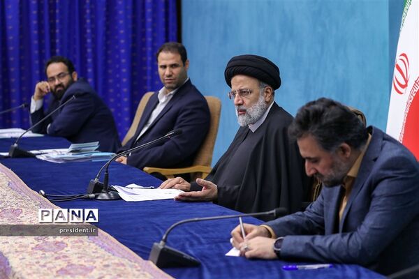 نشست رمضانی رئیس جمهوری با جمعی از نوجوانان