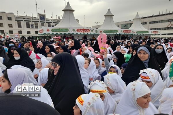 اجتماع بزرگ دختران روزه اولی مشهد