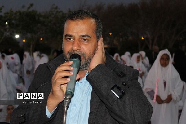 برگزاری جشن دانش‌آموزان روزه اولی در بوشهر