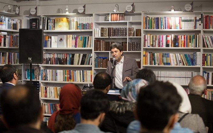 نامزدهای هفدهمین «جایزه شعر خبرنگاران» معرفی شدند