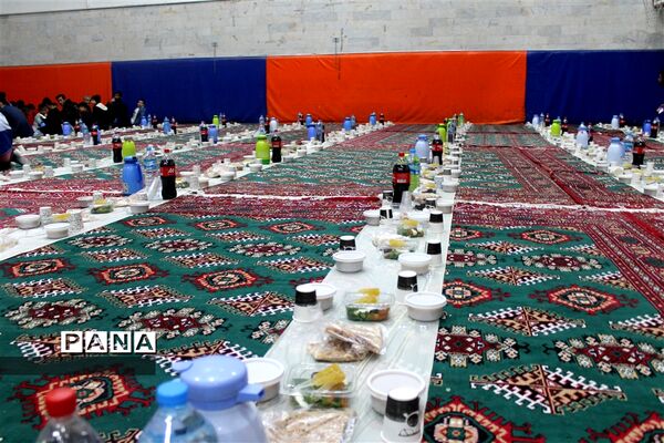 طرح اکرام ایتام در ورزشگاه ثامن الائمه ناحیه ۵ مشهد مقدس