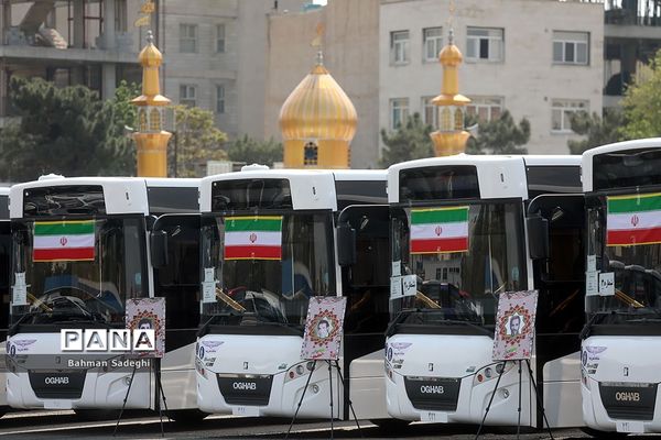 رونمایی از ۴۰ دستگاه اتوبوس شرکت واحد