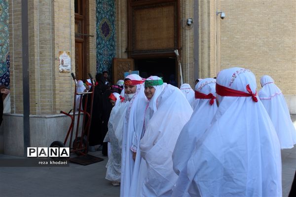 جشن بزرگ  ۱۰ هزار نفری دختران روزه اولی در تبریز -۲