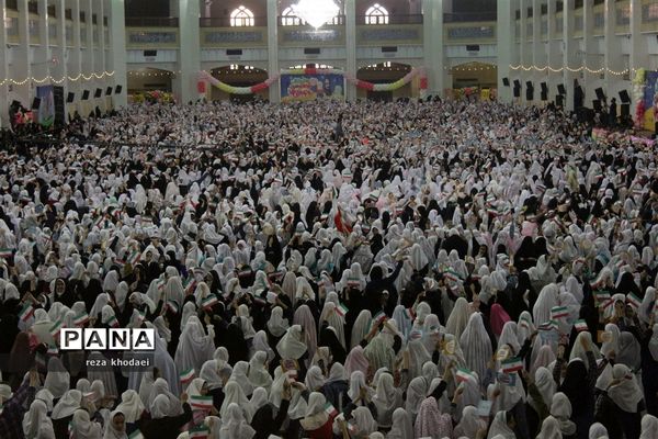 جشن بزرگ  ۱۰ هزار نفری دختران روزه اولی در تبریز -۲