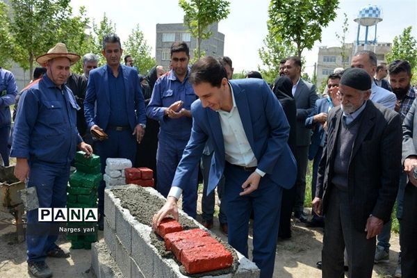 آیین کلنگ‌زنی ساخت 2 مدرسه در حصار زیرک شهریار