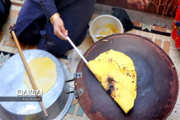 بازدید مسئولان از نمایشگاه طرح جابربن‌حیان ناحیه یک بهارستان
