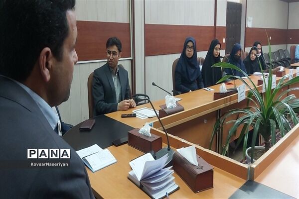 اولین نشست خبری مدیر و معاونان آموزش و پرورش خلیل‌آباد
