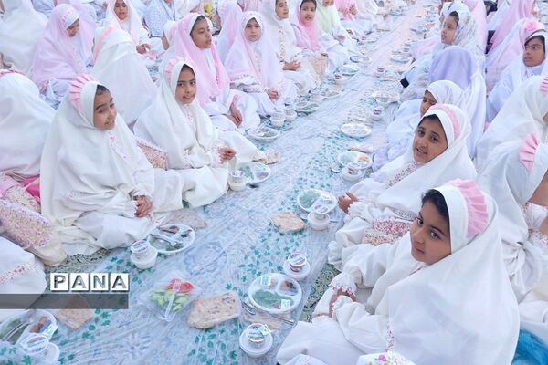 ضیافت افطاری روزه اولی‌ها همراه با جشن عبادت در بهارستان دو