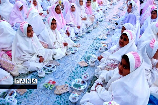 ضیافت افطاری روزه اولی‌ها همراه با جشن عبادت در بهارستان دو