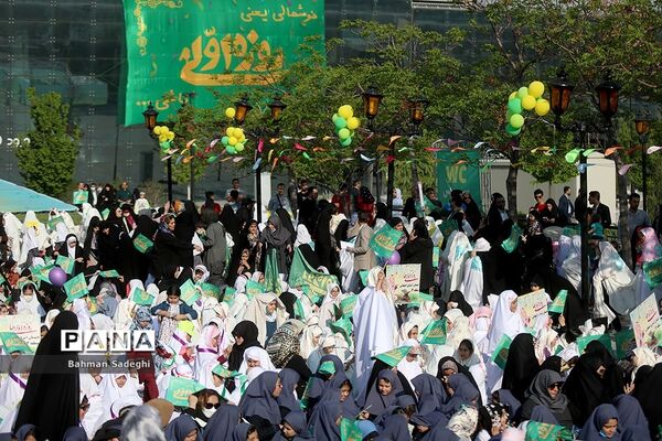 نخستین اجتماع روزه اولی‌ها در تهران