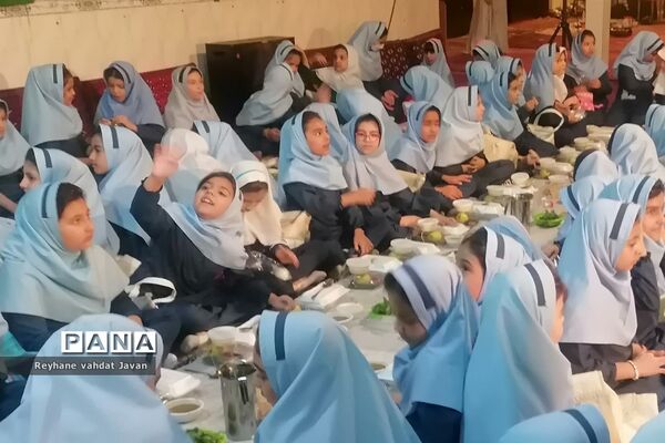 جشن تکلیف روزه اولی در دبستان شقایق