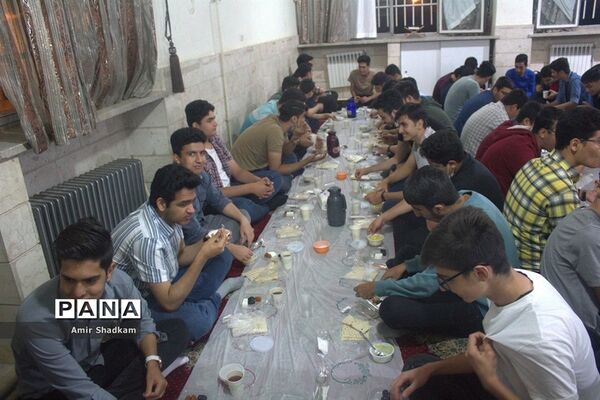 سمپادی‌های سمنان مهمان سفره الهی