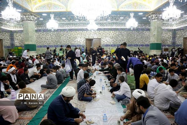 جشن پسران روزه‌اولی در حرم حضرت معصومه(س)