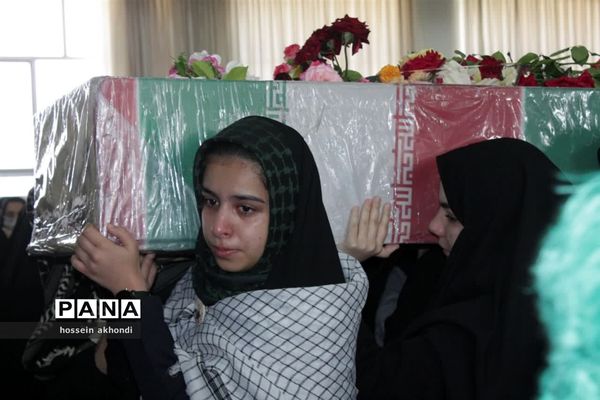 میزبانی باشکوه مدارس شهرستان میبد از شهید گمنام