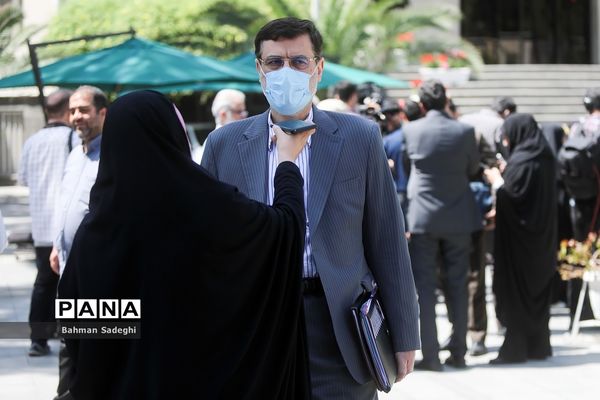 حاشیه جلسه هیات دولت -30 فروردین