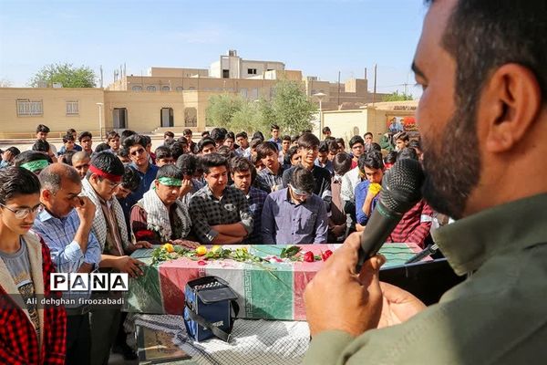 میزبانی دبیرستان شاهد حضرت ولی‌عصر(عج) میبد از شهید گمنام دوران دفاع مقدس