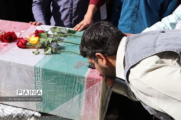 میزبانی دبیرستان شاهد حضرت ولی‌عصر(عج) میبد از شهید گمنام دوران دفاع مقدس