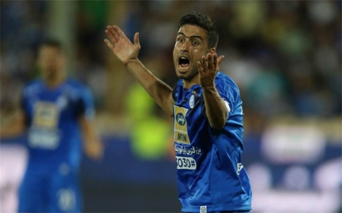 مربی استقلال برد دربی را به بازیکن پرسپولیس چه گفت
