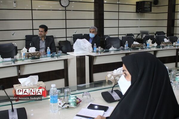 جلسه شناسایی و معرفی جلوه‌های ویژه معلمی و زیست بوم جدید آموزش و پرورش استان بوشهر