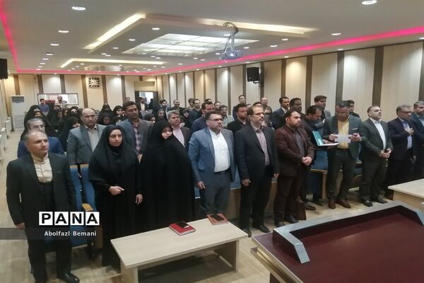 آیین معرفی معاون جدید آموزش ابتدایی ناحیه یک قم