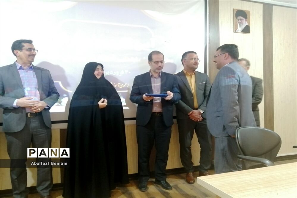 آیین معرفی معاون جدید آموزش ابتدایی ناحیه یک قم