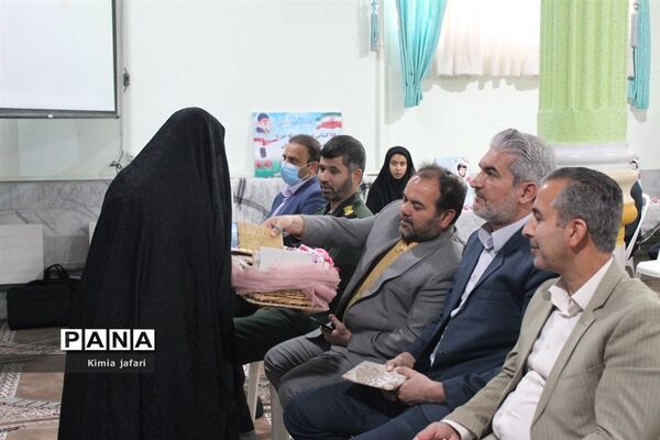 برگزاری یادواره شهدای (نسل آلاله‌ها) در دبیرستان شاهد مطهره