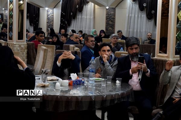 ضیافت افطاری صمیمانه کارمندان اداره آموزش و پرورش منطقه ۱۴