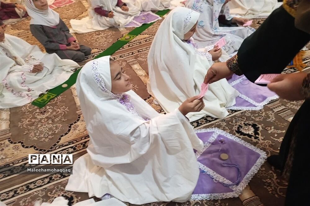 ضیافت افطاری در دبستان عفت ابرکوه