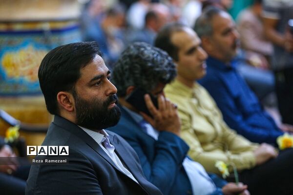 آیین تجلیل از خادمان کشوری جشن‌های نیمه شعبان در مسجد جمکران