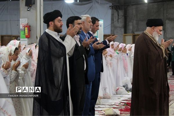 جشن بزرگ ۱۶۰۰ نفره روزه اولی‌ها در بهارستان‌دو