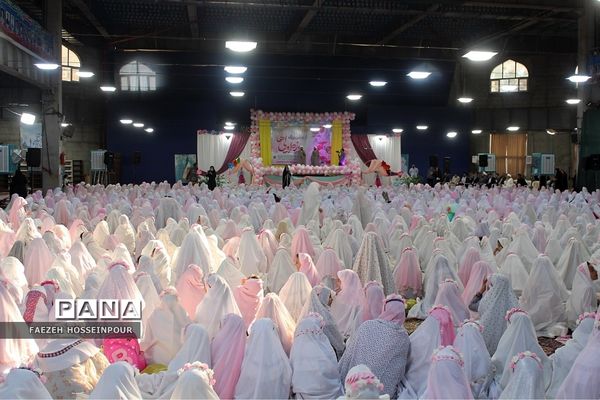 جشن بزرگ ۱۶۰۰ نفره روزه اولی‌ها در بهارستان‌دو