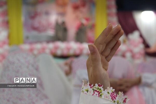 جشن بزرگ ۱۶۰۰ نفره روزه اولی‌ها در بهارستان‌دو