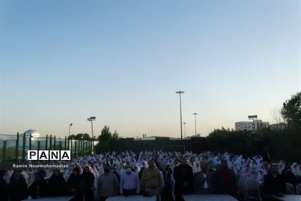 جشن روزه اولی‌ها با حضور پرشور دانش‌آموزان دختر منطقه9 آموزش و پرورش شهر تهران