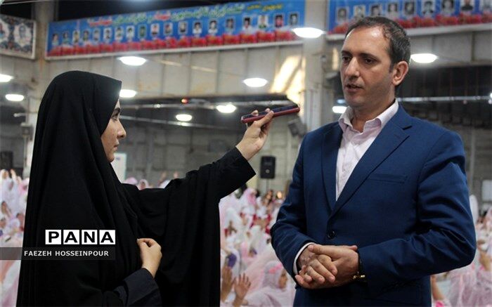 معلمان و اولیا رکن‌های اصلی در تربیت معنوی دانش‌آموزان هستند