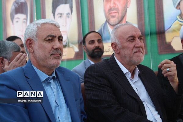 آیین خشت‌گذاری ۱۰ مدرسه در بهارستان 2