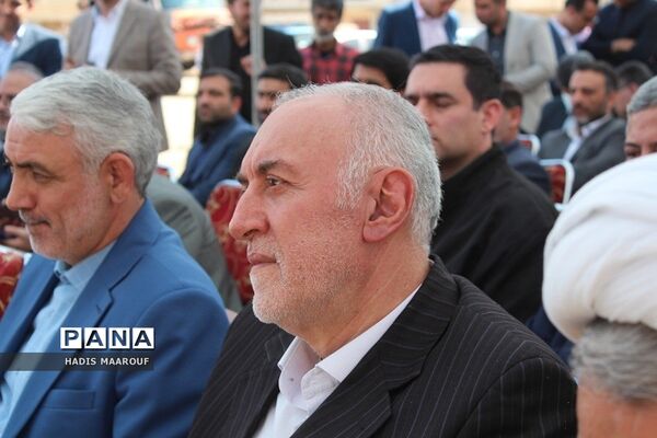 آیین خشت‌گذاری ۱۰ مدرسه در بهارستان 2