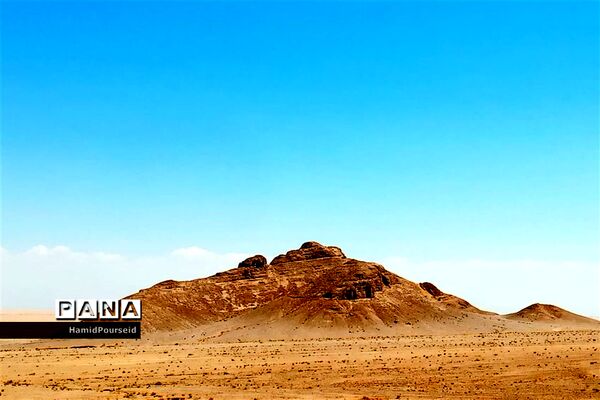 زیبایی‌های کویر و بیابان ابرکوه