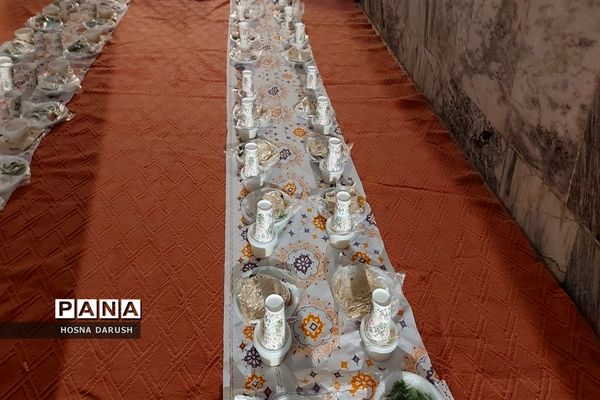 مراسم افطاری در دبستان شهدای فرهنگی ناحیه۷ مشهد