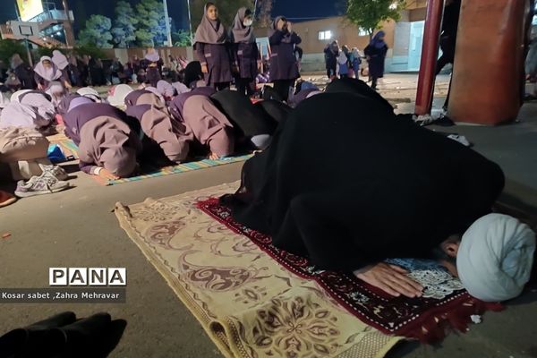 زیارت پرچم حرم امام حسین (ع) در مدرسه معارف ۶