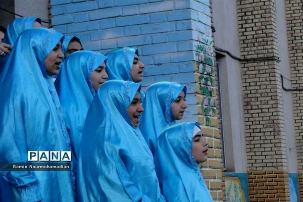 افطاری صمیمی دختران دانش آموز منطقه۹