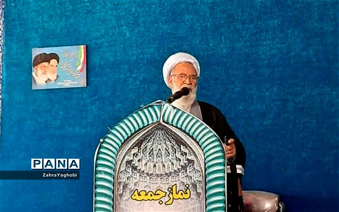 سپاه نماد اقتدار نظام اسلامی است