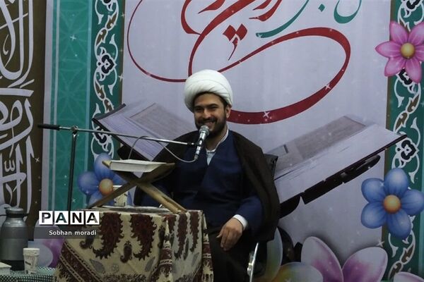 اختتامیه محفل انس با قران کریم در  پایگاه مقاومت بسیج حر
