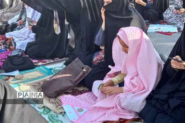 نماز عید سعید فطر در شهرکرد